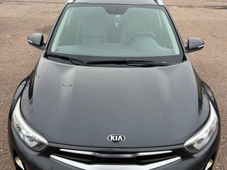 2018 Kia Stonic I, серый, 1850000 рублей, вид 2