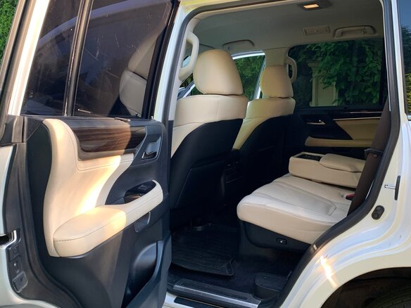 2016 Lexus LX 450d III Рестайлинг 2, белый, 5950000 рублей - вид 16
