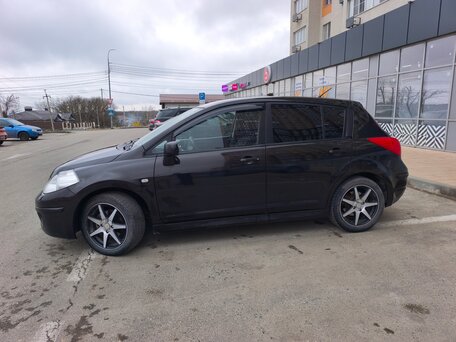 2011 Nissan Tiida I Рестайлинг, коричневый, 715000 рублей, вид 5