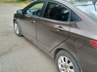 2014 Hyundai Solaris I Рестайлинг, коричневый, 1100000 рублей, вид 4