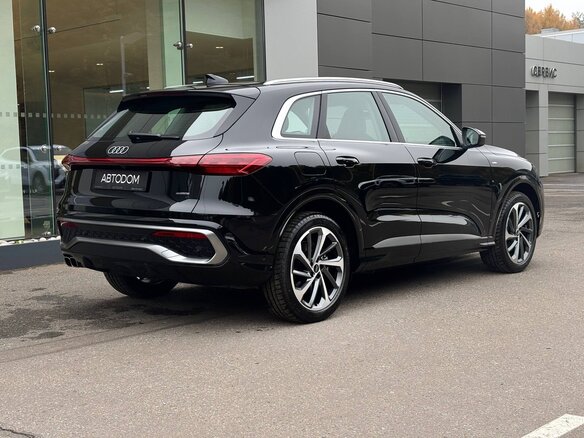 2026 Audi Q5 40 TDI III (GU), чёрный, 9500000 рублей - вид 5
