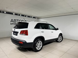 2012 Kia Sorento II, белый, 1597000 рублей, вид 2