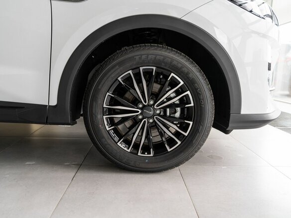 2026 Jetour X70+ I Рестайлинг, белый, 3399000 рублей - вид 4