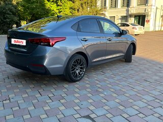 2018 Hyundai Solaris II, серый, 1580000 рублей, вид 5