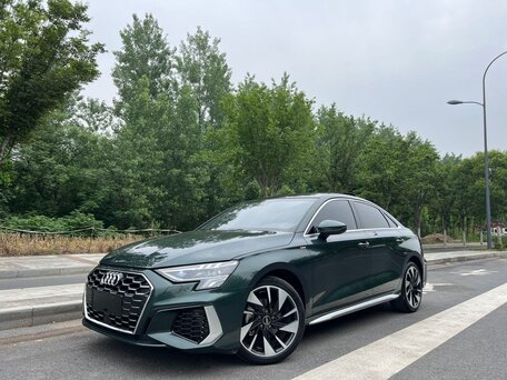 2023 Audi A3 35 TFSI Long IV (8Y), зелёный, 1854034 рублей, вид 3