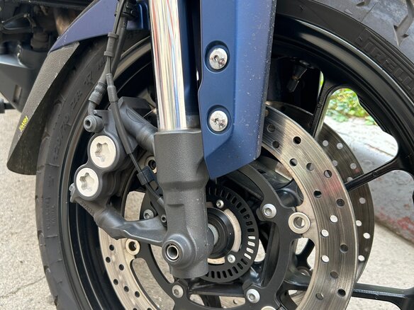 2018 Yamaha MT-09 Tracer (FJ-09), синий, 999999 рублей - вид 10