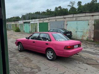1990 Toyota Carina V (T170), розовый, 150000 рублей, вид 3
