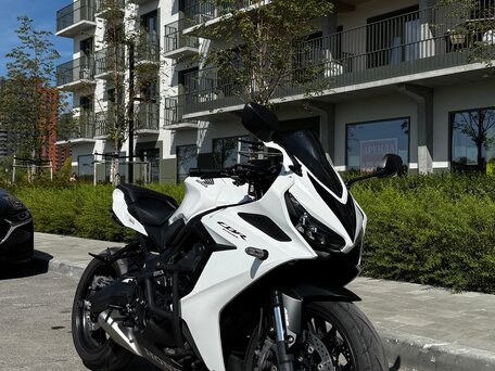 2023 Honda CBR 650R, белый, 1050000 рублей, вид 4