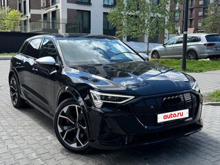 2022 Audi e-tron S, чёрный, 5200000 рублей, вид 1