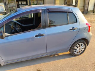 2007 Toyota Yaris II, серый, 500000 рублей, вид 3
