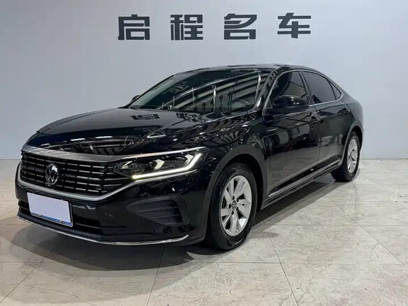 2023 Volkswagen Passat B8 Рестайлинг, чёрный, 2250000 рублей - вид 1