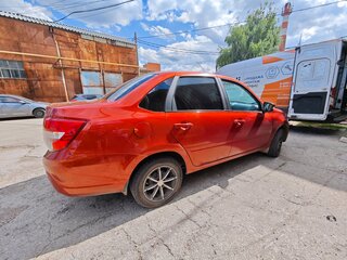 2022 Lada (ВАЗ) Granta I Рестайлинг, красный, 620000 рублей, вид 3