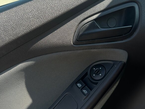 2013 Ford Focus III, чёрный, 750000 рублей - вид 16