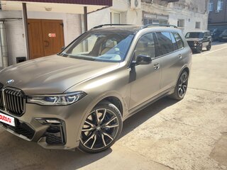 2022 BMW X7 M50i I (G07), серый, 11500000 рублей, вид 1