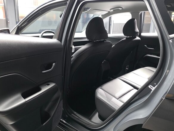 2023 Hyundai Kona II (SX2), серый, 2150000 рублей - вид 13