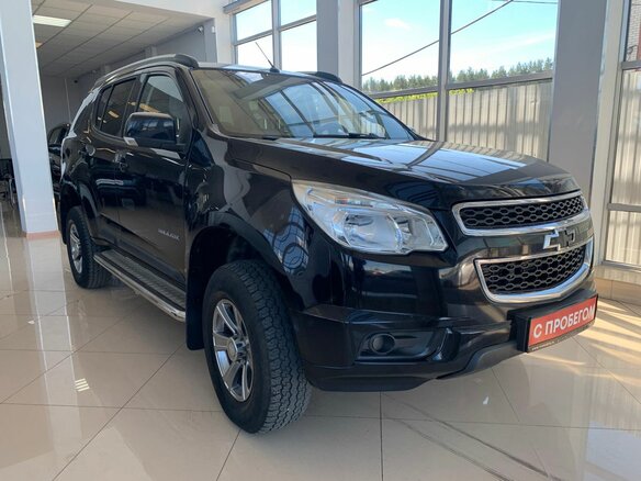 2014 Chevrolet TrailBlazer II, чёрный - вид 2