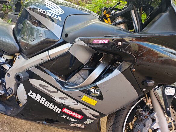 2001 Honda CBR 600F, чёрный, 380000 рублей - вид 2