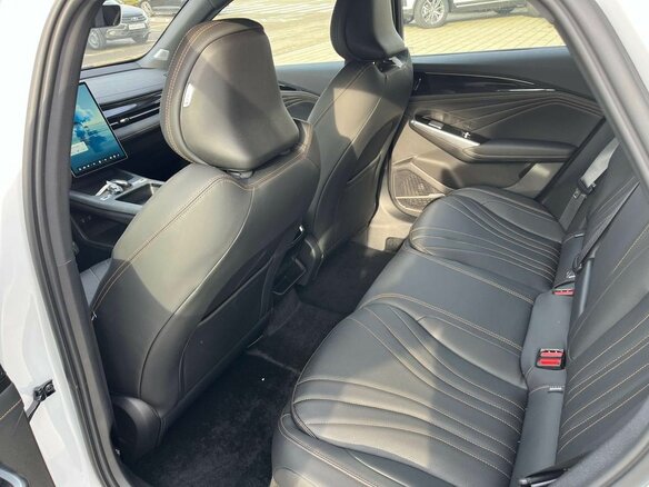 2026 Geely Preface I, белый, 3434990 рублей - вид 14