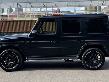 2026 Mercedes-Benz G-Класс AMG 63 AMG II (W465) Рестайлинг, чёрный, 32999900 рублей, вид 5