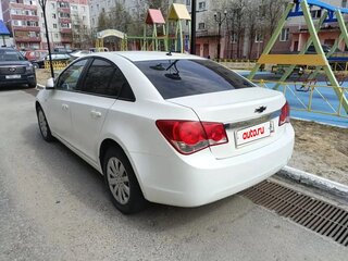 2012 Chevrolet Cruze I Рестайлинг, белый, 800000 рублей, вид 4