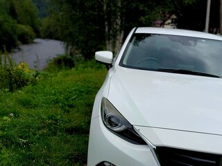 2015 Mazda Axela III, белый, 1200000 рублей, вид 3