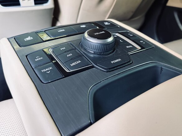2017 Genesis G80 I, чёрный, 1660000 рублей - вид 13