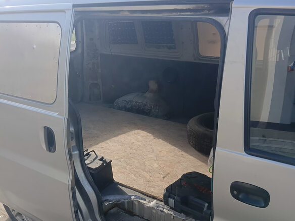 1997 Hyundai Starex, серебристый, 500000 рублей - вид 5