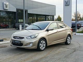2013 Hyundai Solaris I, серый, 752000 рублей, вид 1