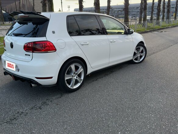 2010 Volkswagen Golf GTI VI, белый - вид 8