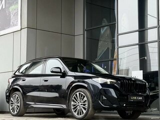 2026 BMW X1 Long 25Li xDrive III (U11/U12), чёрный, 5470000 рублей, вид 4