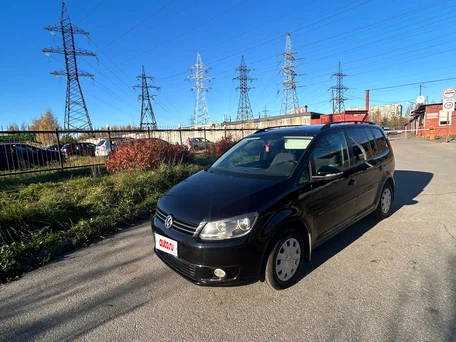 2011 Volkswagen Touran I Рестайлинг 2, чёрный, 860000 рублей, вид 1