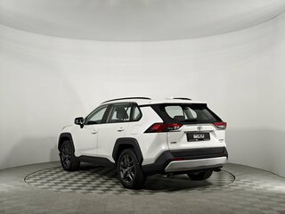 2025 Toyota RAV4 V (XA50), белый, 4990000 рублей, вид 4