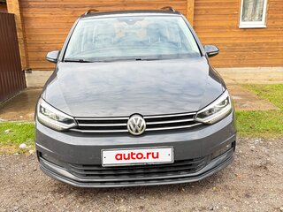 2018 Volkswagen Touran DSG7 II, серый, 1790000 рублей, вид 3