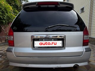 2003 Mitsubishi Space Wagon III, серебристый, 400000 рублей, вид 3