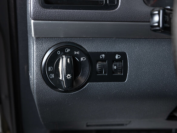 2007 Volkswagen Touran I Рестайлинг, серебристый - вид 18