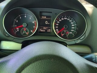 2012 Volkswagen Golf VI, серебристый, 850000 рублей, вид 2