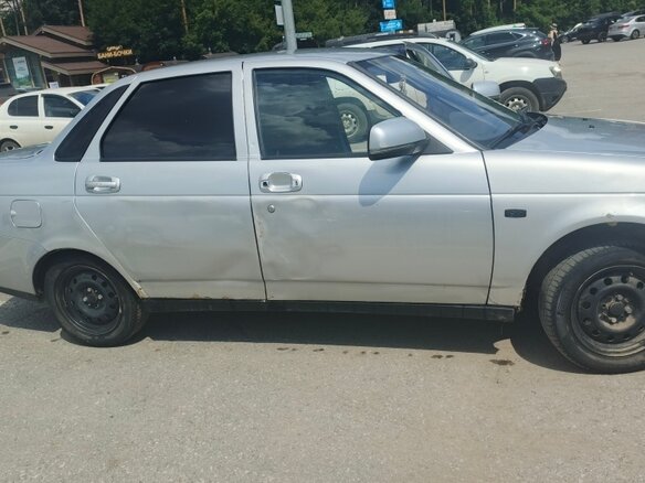 2011 Lada (ВАЗ) Priora I, серебристый - вид 8