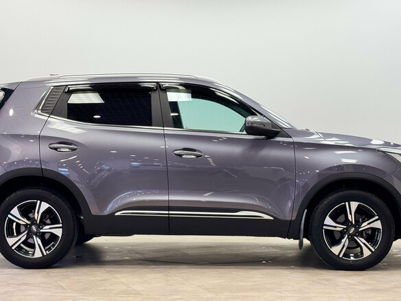 2024 Chery Tiggo 4 Pro I, серый, 1569000 рублей - вид 4