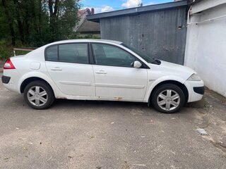 2008 Renault Megane II Рестайлинг, белый, 285000 рублей, вид 3