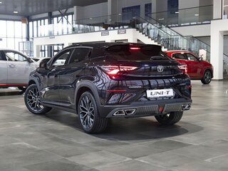 2025 Changan UNI-T I, чёрный, 3289900 рублей, вид 4