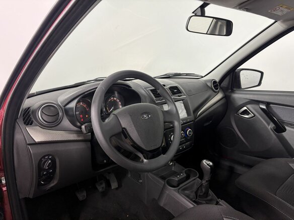 2026 Lada (ВАЗ) Granta I Рестайлинг, красный, 1305000 рублей - вид 9