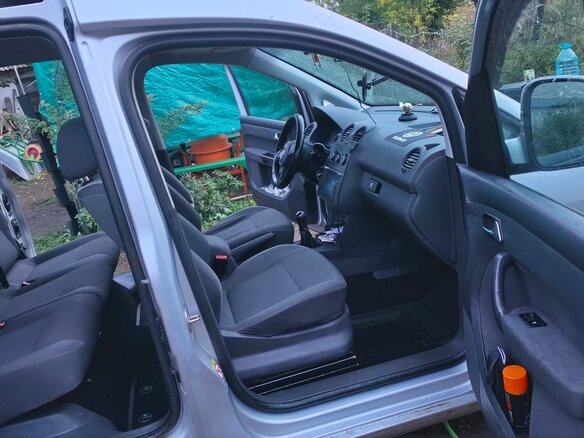 2013 Volkswagen Caddy III Рестайлинг, серебристый, 1300000 рублей - вид 6