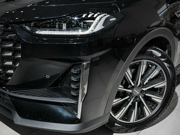 2026 Jetour X70+ I Рестайлинг, чёрный, 3399000 рублей - вид 1