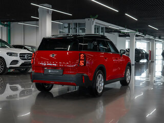 2024 Mini Countryman S III, красный, 5090000 рублей, вид 5