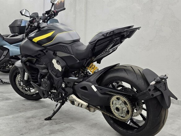 2026 Ducati Diavel V4, чёрный, 3450000 рублей - вид 2