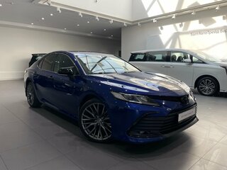 2021 Toyota Camry VIII (XV70) Рестайлинг, синий, 2590000 рублей, вид 3