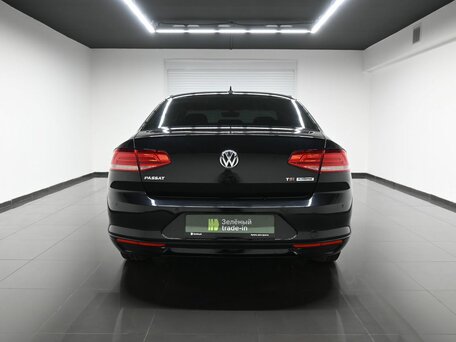 2017 Volkswagen Passat B8, чёрный, 1700000 рублей, вид 4