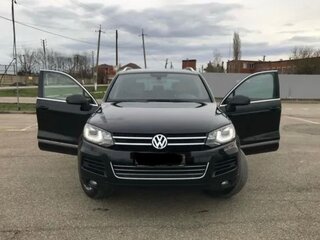 2013 Volkswagen Touareg II, чёрный, 3000000 рублей, вид 1