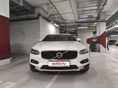 2024 Volvo V90 Cross Country I Рестайлинг, белый, 8400000 рублей, вид 2
