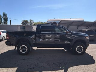 2018 Dodge RAM IV (DS/DJ), чёрный, 7000000 рублей, вид 3